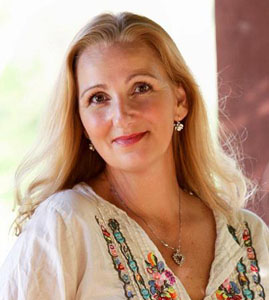 This image has an empty alt attribute; its file name is traci-hall.jpg